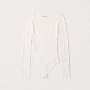 Long-Sleeve Sweetheart Sweater Bodysuit in Off White